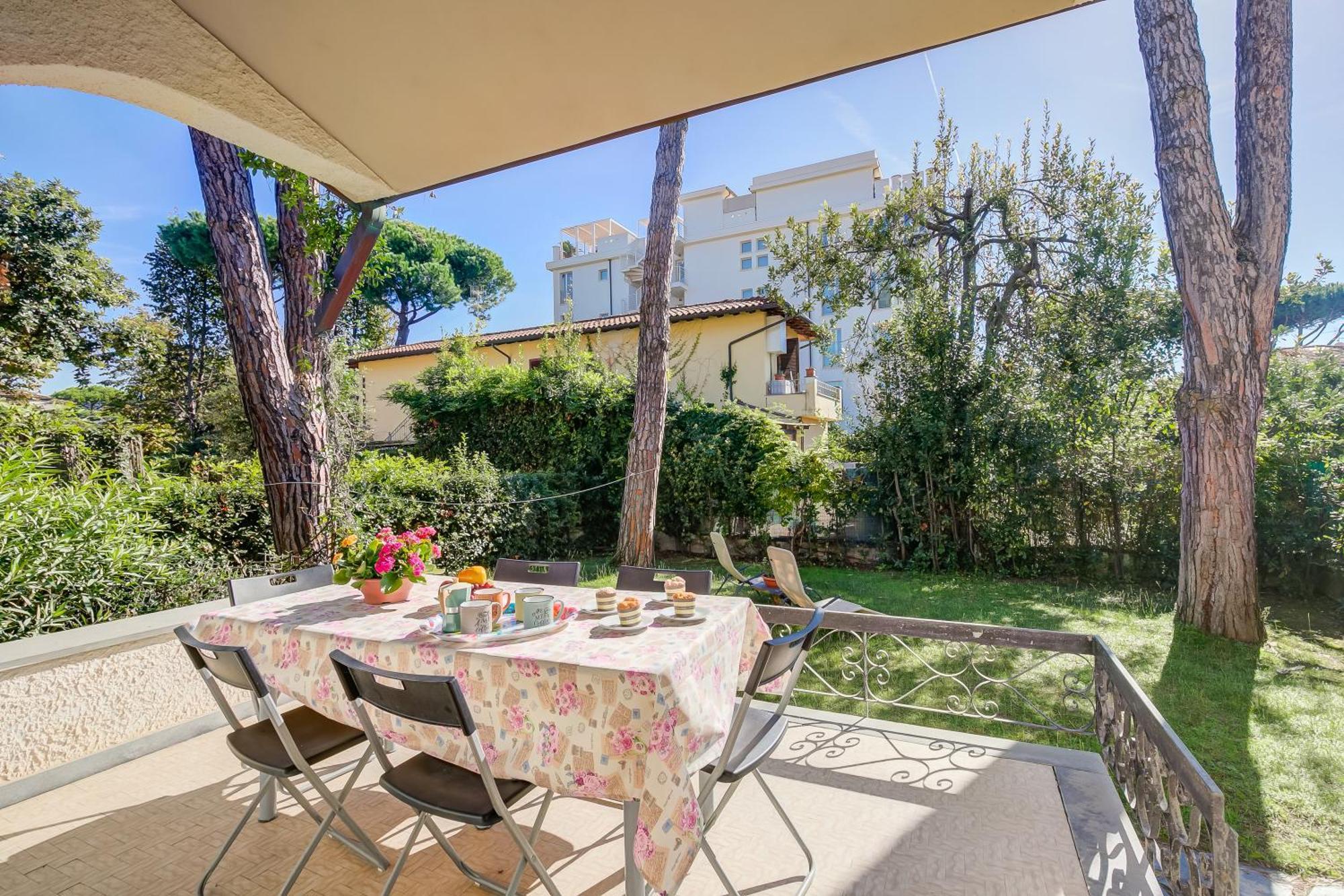 Casa Maddalena Al Mare 600M From Sea - Happy Rentals Marina di Pietrasanta Εξωτερικό φωτογραφία