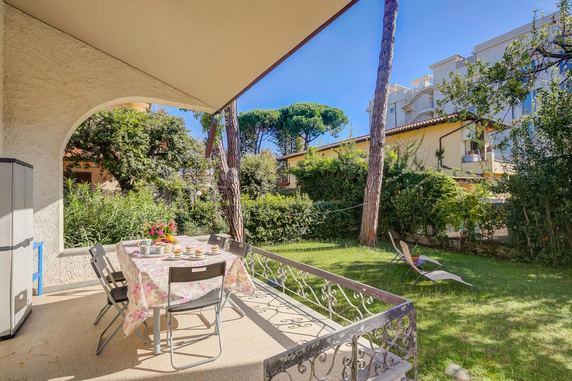 Casa Maddalena Al Mare 600M From Sea - Happy Rentals Marina di Pietrasanta Εξωτερικό φωτογραφία