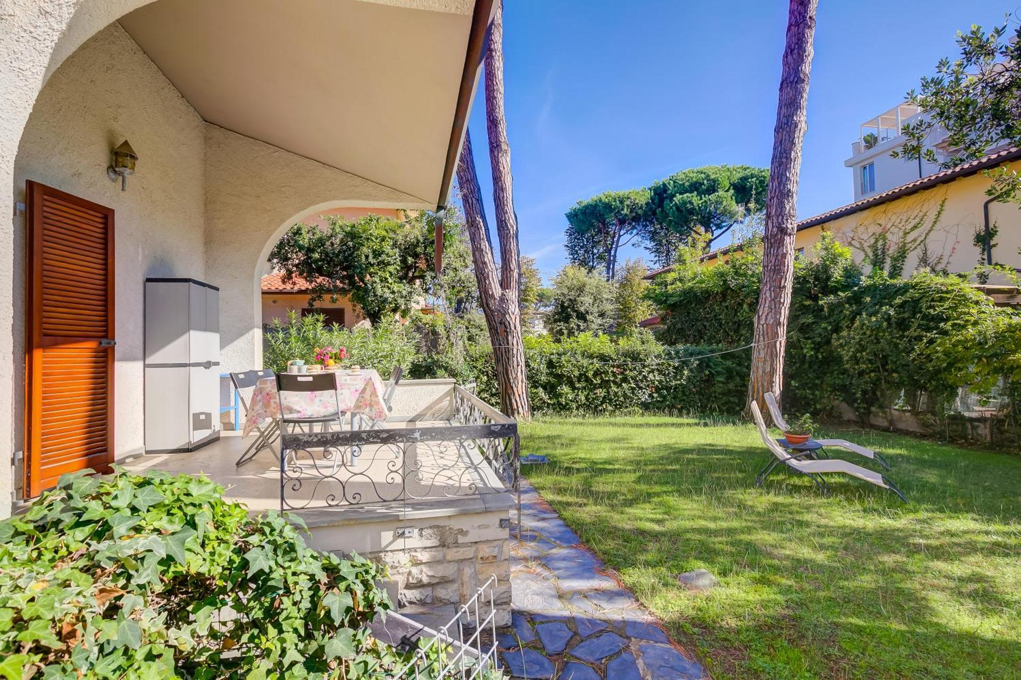Casa Maddalena Al Mare 600M From Sea - Happy Rentals Marina di Pietrasanta Εξωτερικό φωτογραφία